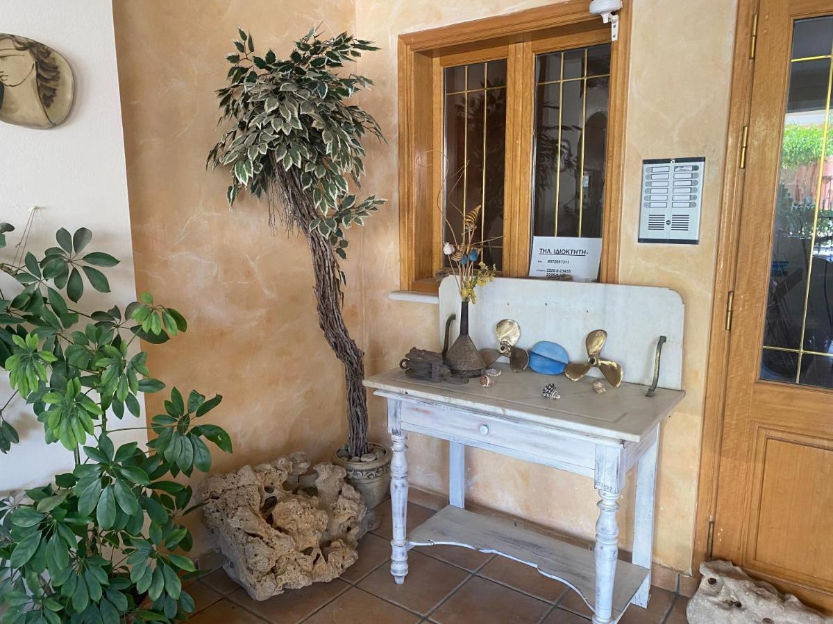Aphrodite Studios Loutra Edipsou  Luaran gambar